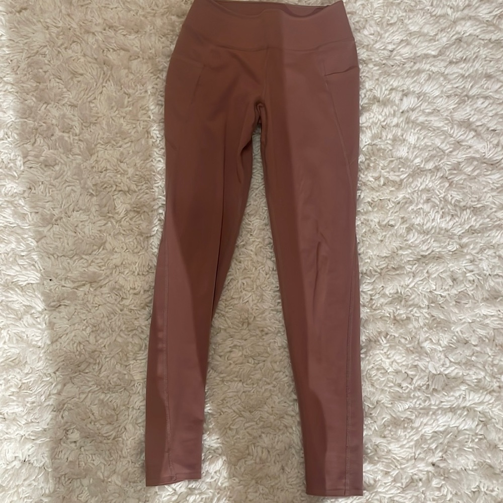 Uni qlo muave leggings